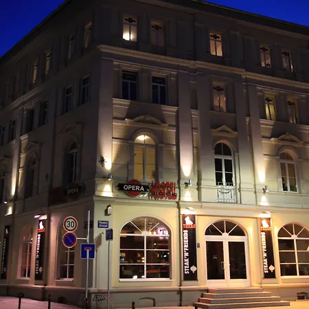Hostel Opera