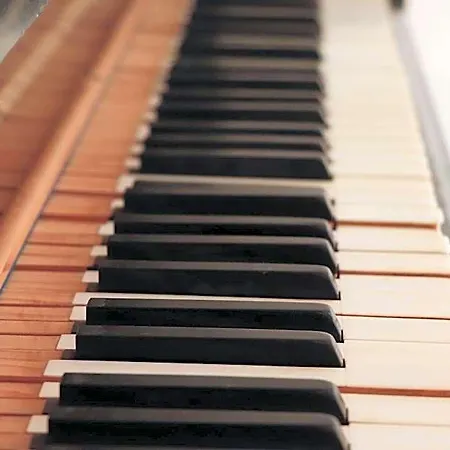 Hostel Opera *