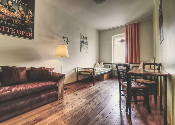 Хостел Opera *